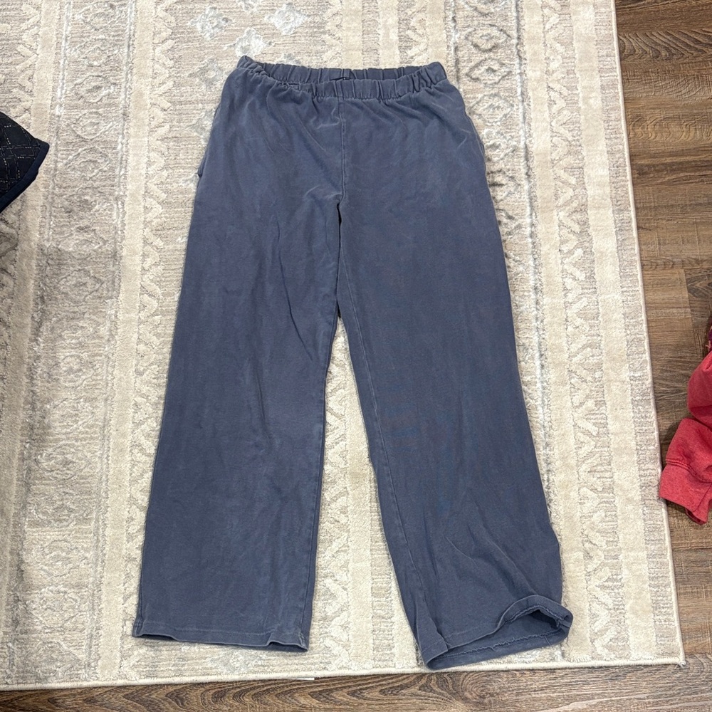 Brandy Melville Gray Wide-Leg Pants